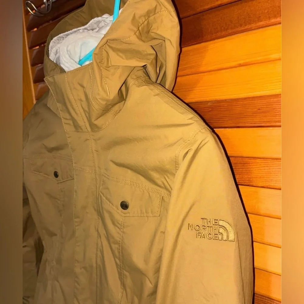 NEW North Face Girls 3 in 1 Osolita Triclimate Jacket - kids size large